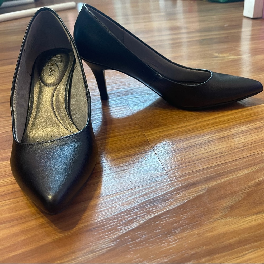 Black heels